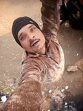 Snapshot of 8133vaibhavh chatting on December 2025 03:11:01 AM 8133vaibhavh online show from December 2025 03:11:01 AM