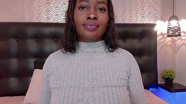 NaiaraMasson  online show from March 2026 12:33:11 PM