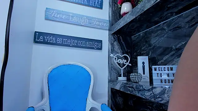 Snapshot of foxy_zoe chatting on February 2026 06:06:01 PM foxy zoe online show from February 2026 06:06:01 PM