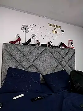 Shantey Laurent online show from February 2026 02:58:02 PM