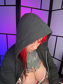 Snapshot of Sabien_DeMonia chatting on May 2026 07:53:02 PM Sabien DeMonia online show from May 2026 07:53:02 PM