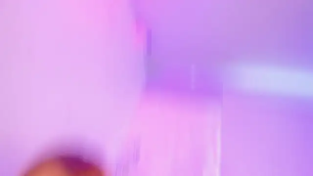 Issa Moon  online show from September 2025 03:11:01 PM