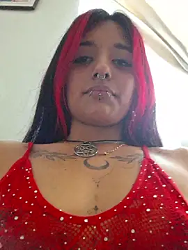 carolinerue online show from May 2026 10:15:02 PM