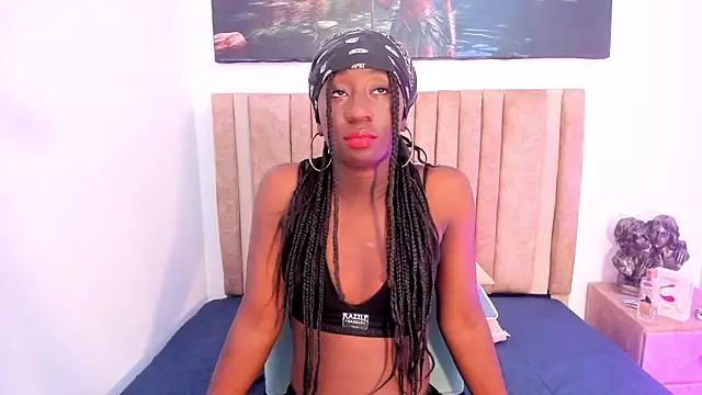 Madison Monroe  online show from October 2025 12:47:01 PM