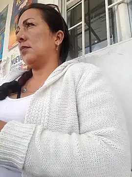 Snapshot of Misshot_01 chatting on October 2025 08:29:01 PM Misshot 01 online show from October 2025 08:29:01 PM