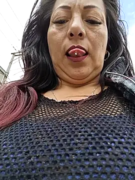 Snapshot of Misshot_01 chatting on October 2025 06:18:02 PM Misshot 01 online show from October 2025 06:18:02 PM