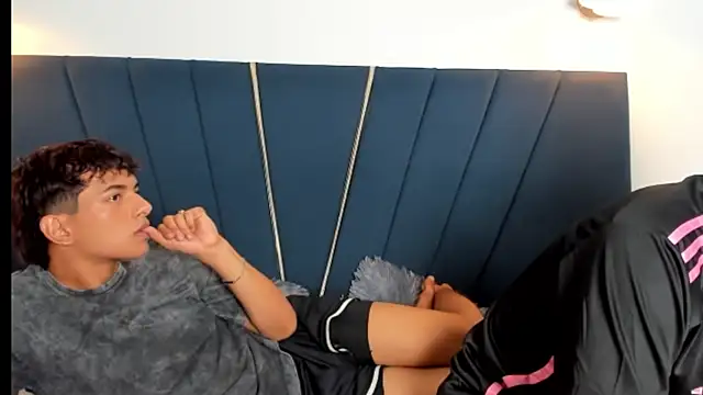 maicol cum23 online show from November 2025 08:10:01 PM