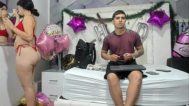 Snapshot of Sarahwalkerr chatting on December 2025 08:27:01 PM Sarahwalkerr online show from December 2025 08:27:01 PM