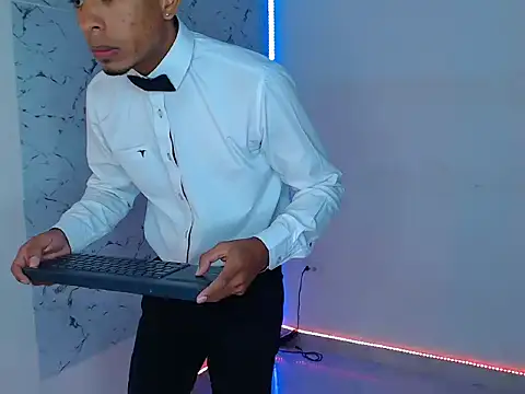 Snapshot of lorian_vikel chatting on September 2025 11:48:02 PM lorian vikel online show from September 2025 11:48:02 PM