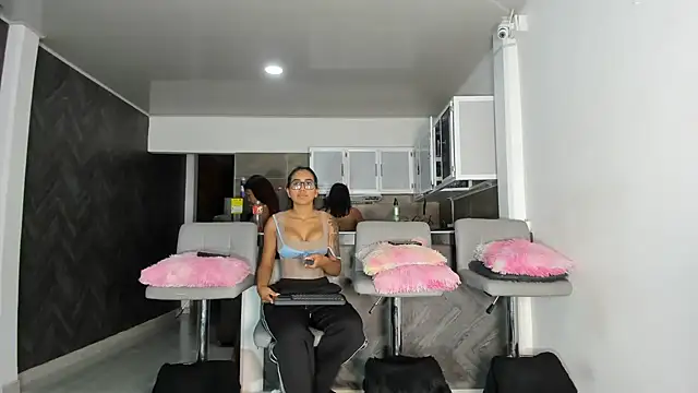 Melissa tylor69 online show from May 2026 03:22:01 AM