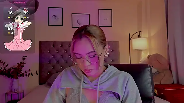 OxanaFedorova1- online show from November 2025 09:03:01 PM