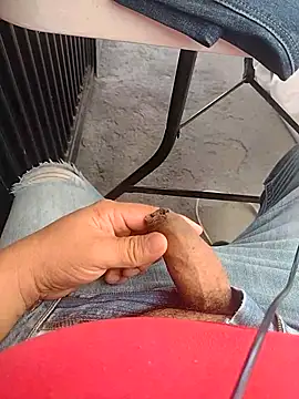 Snapshot of Santiagoqro85 chatting on October 2025 08:06:02 PM Santiagoqro85 online show from October 2025 08:06:02 PM