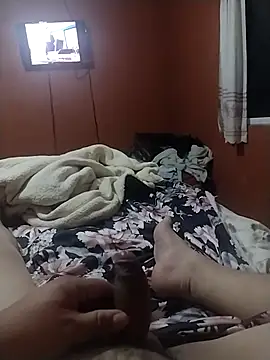 Snapshot of Santiagoqro85 chatting on October 2025 04:04:01 AM Santiagoqro85 online show from October 2025 04:04:01 AM