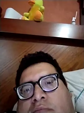 Snapshot of Santiagoqro85 chatting on October 2025 02:24:01 PM Santiagoqro85 online show from October 2025 02:24:01 PM