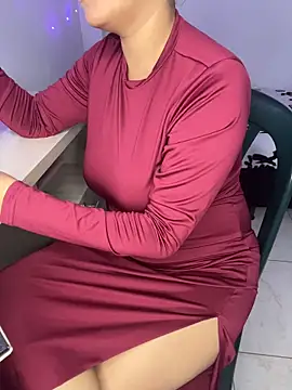 Snapshot of rhizanthella_ chatting on December 2025 09:08:02 PM rhizanthella online show from December 2025 09:08:02 PM