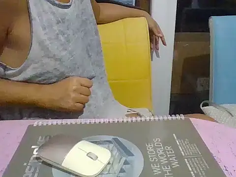 Snapshot of couple_damla chatting on September 2025 07:03:02 PM couple damla online show from September 2025 07:03:02 PM