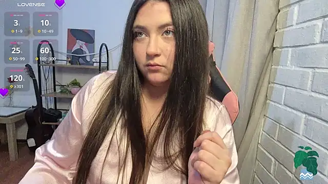 Snapshot of valentinauwu chatting on April 2026 04:57:01 AM valentinauwu online show from April 2026 04:57:01 AM