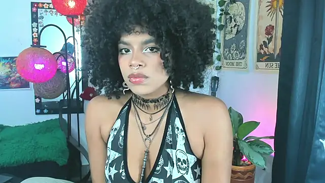 Raven luv online show from November 2025 10:31:01 PM