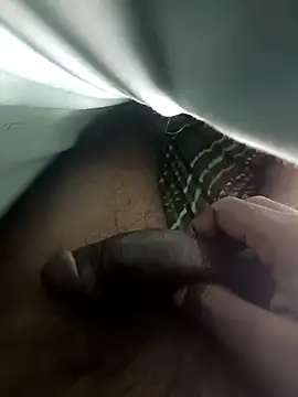 Snapshot of pus_ylover chatting on November 2025 04:42:02 PM pus ylover online show from November 2025 04:42:02 PM