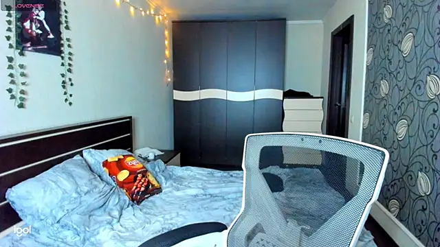 bonnybimi online show from October 2025 01:44:02 PM