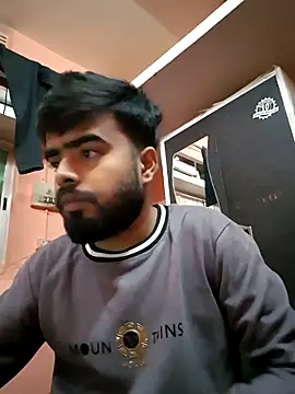 soniriyaa010101 online show from December 2025 10:46:02 AM