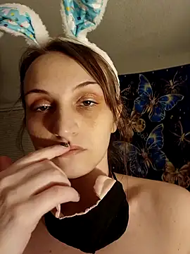 LuvTune online show from April 2026 03:36:02 AM