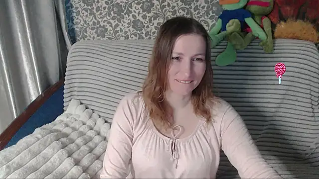Snapshot of LesanaMagic chatting on May 2026 06:26:04 PM LesanaMagic online show from May 2026 06:26:04 PM