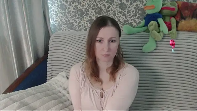 Snapshot of LesanaMagic chatting on May 2026 04:53:02 AM LesanaMagic online show from May 2026 04:53:02 AM