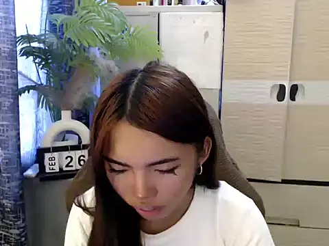 Snapshot of cutie_milker chatting on February 2026 03:06:01 AM cutie milker online show from February 2026 03:06:01 AM