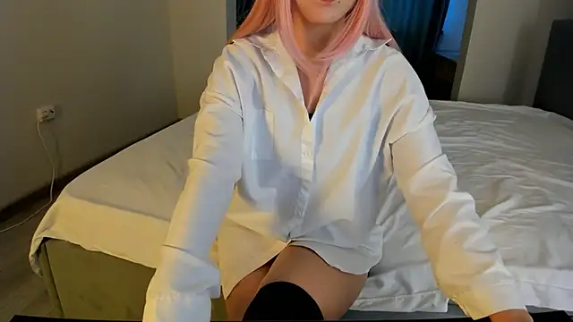 yanyaan online show from October 2025 03:17:02 AM