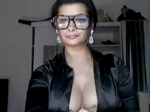 Snapshot of Pillango1212 chatting on September 2025 04:54:01 PM Pillango1212 online show from September 2025 04:54:01 PM