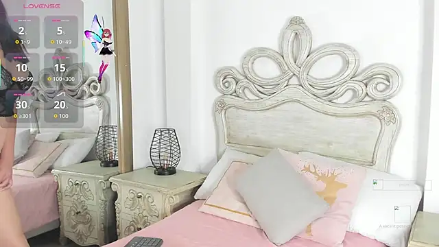 Snapshot of michell_blakke chatting on November 2025 11:34:02 AM michell blakke online show from November 2025 11:34:02 AM