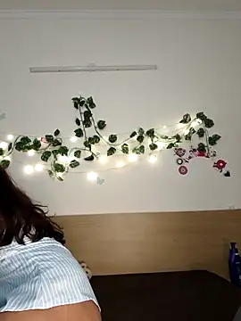 Lusty jasminee online show from February 2026 04:30:01 PM