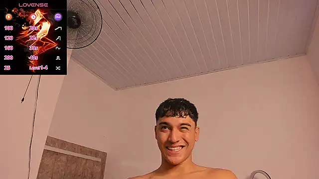 Austin Cardieff  online show from October 2025 08:20:01 PM