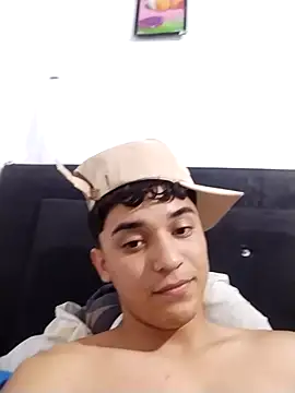 Austin Cardieff  online show from November 2025 07:58:01 PM