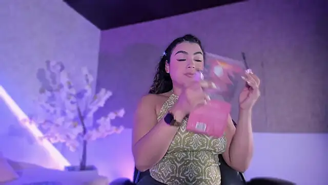 Salomeferreira  online show from February 2026 04:49:02 PM