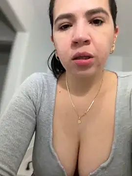 Snapshot of Gringo_XXX_Latina chatting on April 2026 03:06:01 AM Gringo XXX Latina online show from April 2026 03:06:01 AM