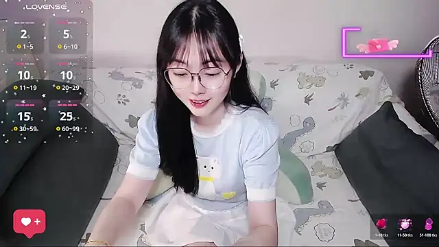 Snapshot of baby-yaya20 chatting on May 2026 10:20:02 AM baby-yaya20 online show from May 2026 10:20:02 AM