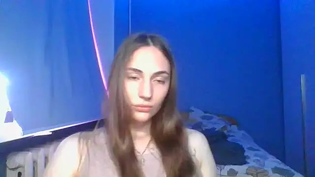 Snapshot of Zulenaa chatting on July 2026 05:49:02 PM Zulenaa online show from July 2026 05:49:02 PM