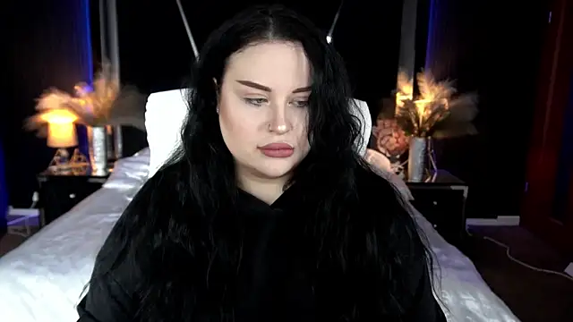 SerahMirabeli online show from November 2025 08:22:01 PM