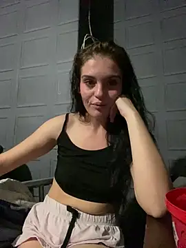 Camwithchlox online show from September 2025 07:58:02 PM