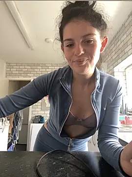 Camwithchlox online show from September 2025 11:56:01 AM