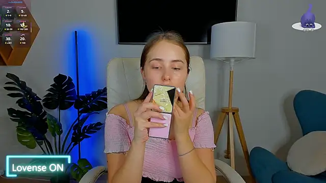 Sweet  Amily online show from September 2025 06:18:01 AM