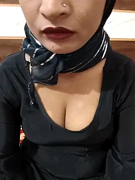 Itz Mayra  online show from October 2025 06:14:02 AM