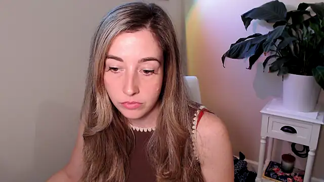 SuggestiveBehavior online show from September 2025 02:19:01 PM