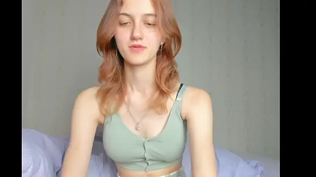 dreamy pollyyy online show from October 2025 03:40:01 PM