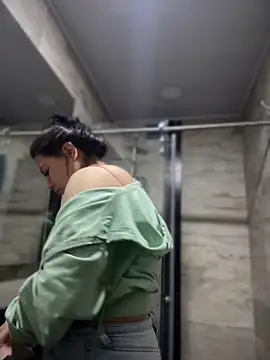 Snapshot of Megaan__More chatting on October 2025 01:59:02 AM Megaan More online show from October 2025 01:59:02 AM