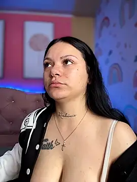 Snapshot of Megaan__More chatting on November 2025 02:14:02 AM Megaan More online show from November 2025 02:14:02 AM