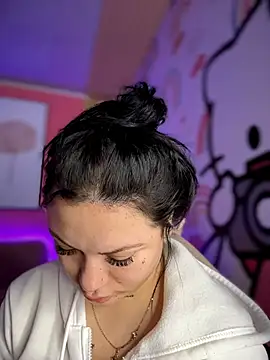 Snapshot of Megaan__More chatting on November 2025 02:47:02 AM Megaan More online show from November 2025 02:47:02 AM