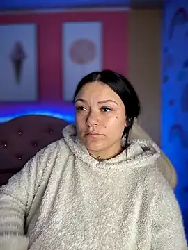 Snapshot of Megaan__More chatting on December 2025 01:44:02 AM Megaan More online show from December 2025 01:44:02 AM